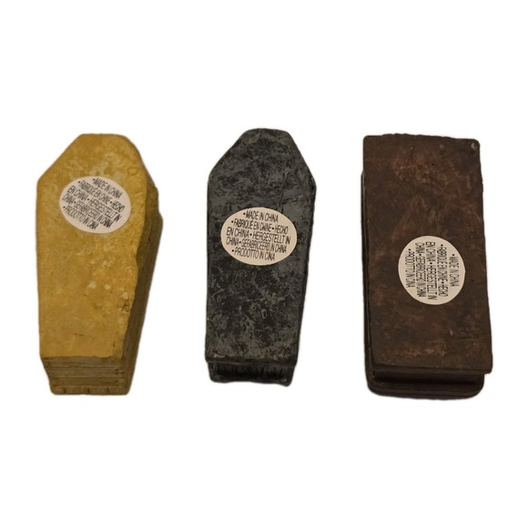 LEMAX SPOOKY TOWN HALLOWEEN VILLAGE Set Of 3 Coffins 2007 - Picture 3 of 4